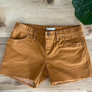 Carve Designs Oahu Sz 4 Rust Color